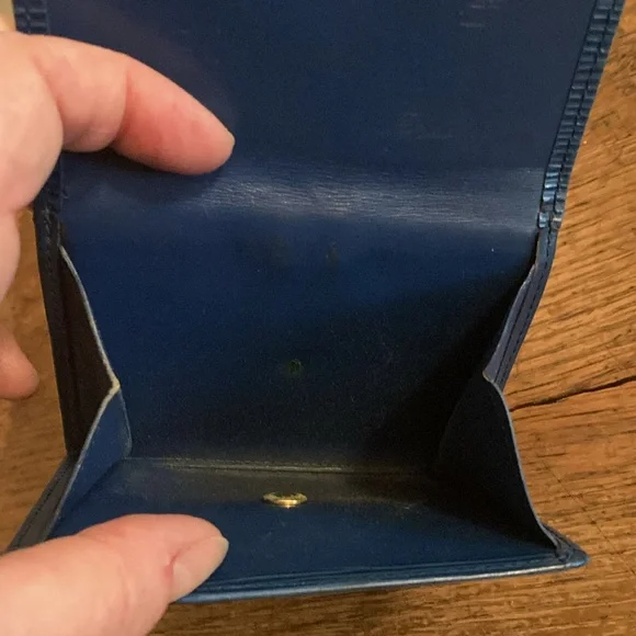 Louis Vuitton Paris Epi Porte Feiulle Elise Bifold Wallet with COA - Picture 8 of 15